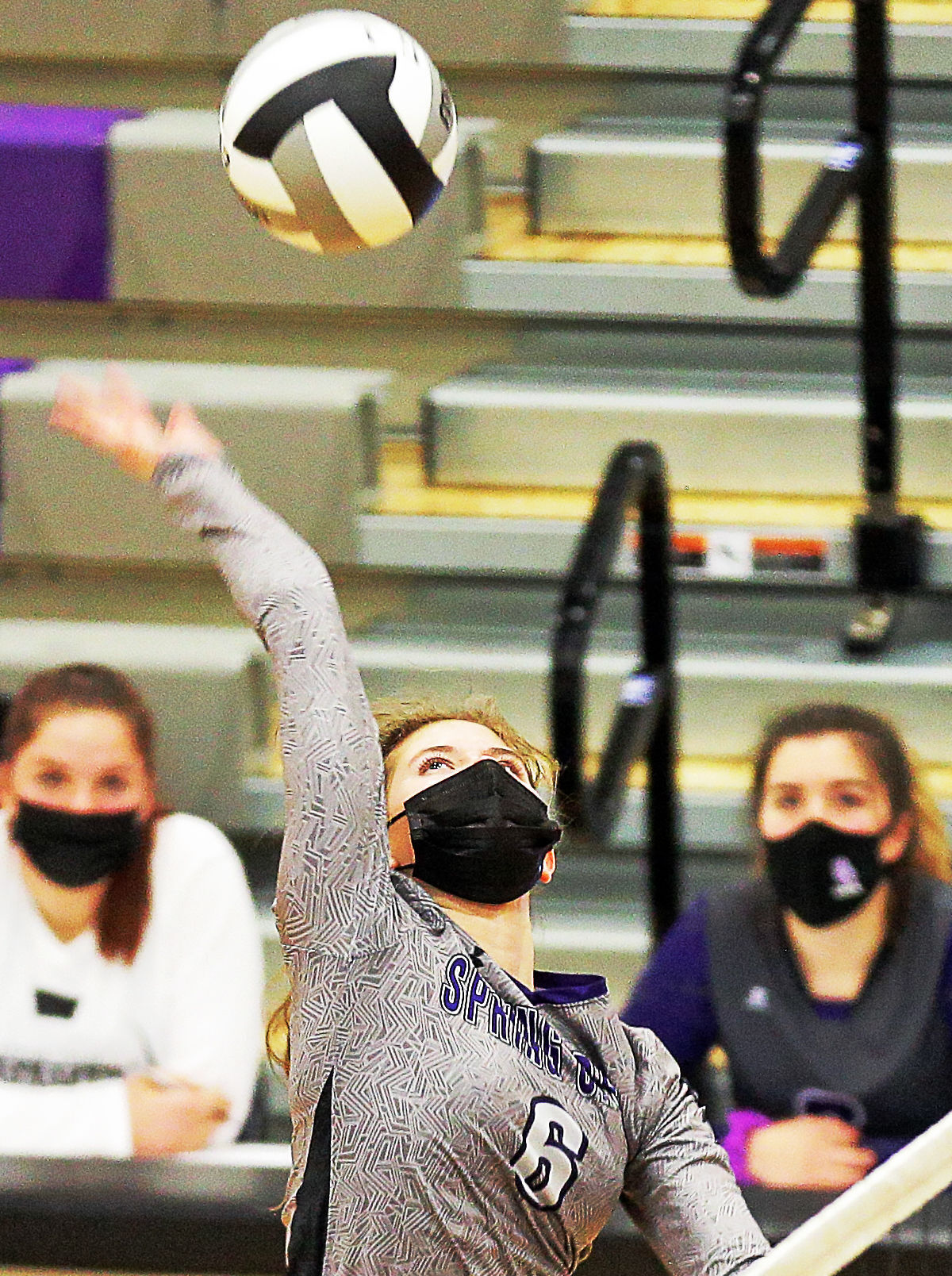 Fallon at Spring Creek Volleyball 40.jpg